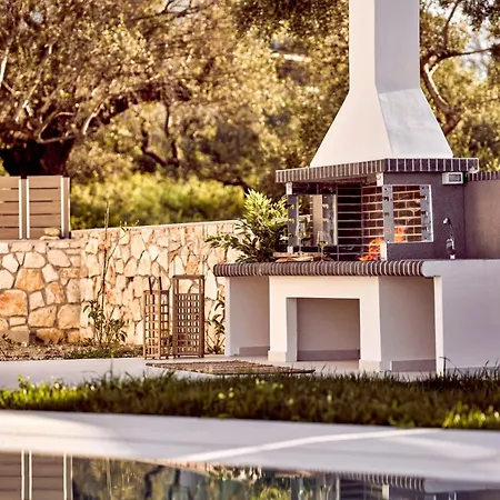 Villa Julieta 1 By