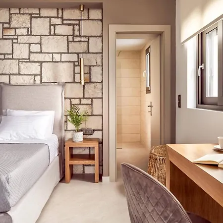 Julieta 1 By Tragaki