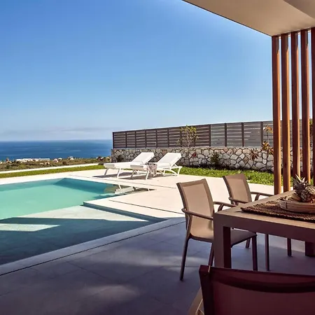 Julieta 1 By Tragaki